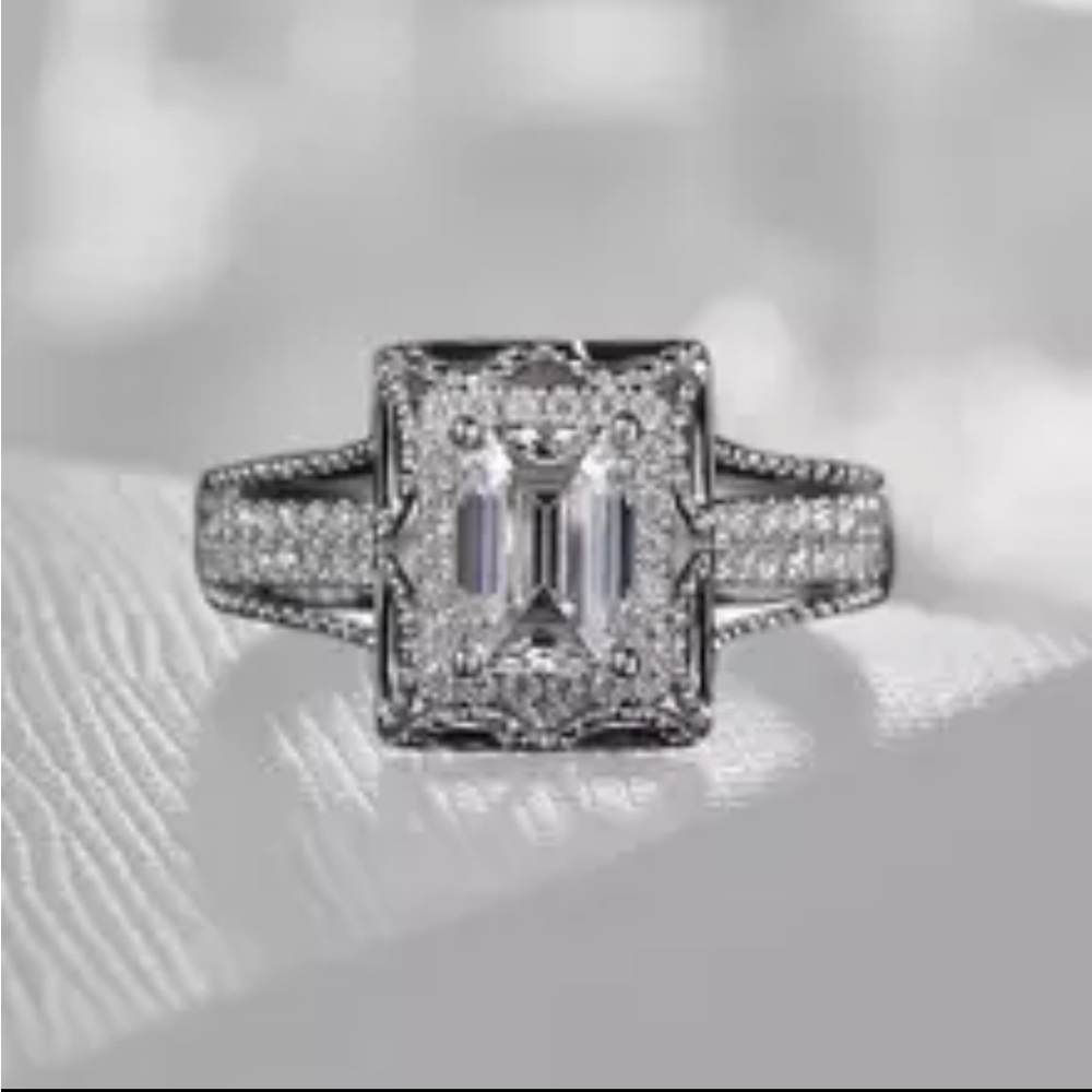 925 STERLING SILVER PRINCESS ENGAGEMENT RING